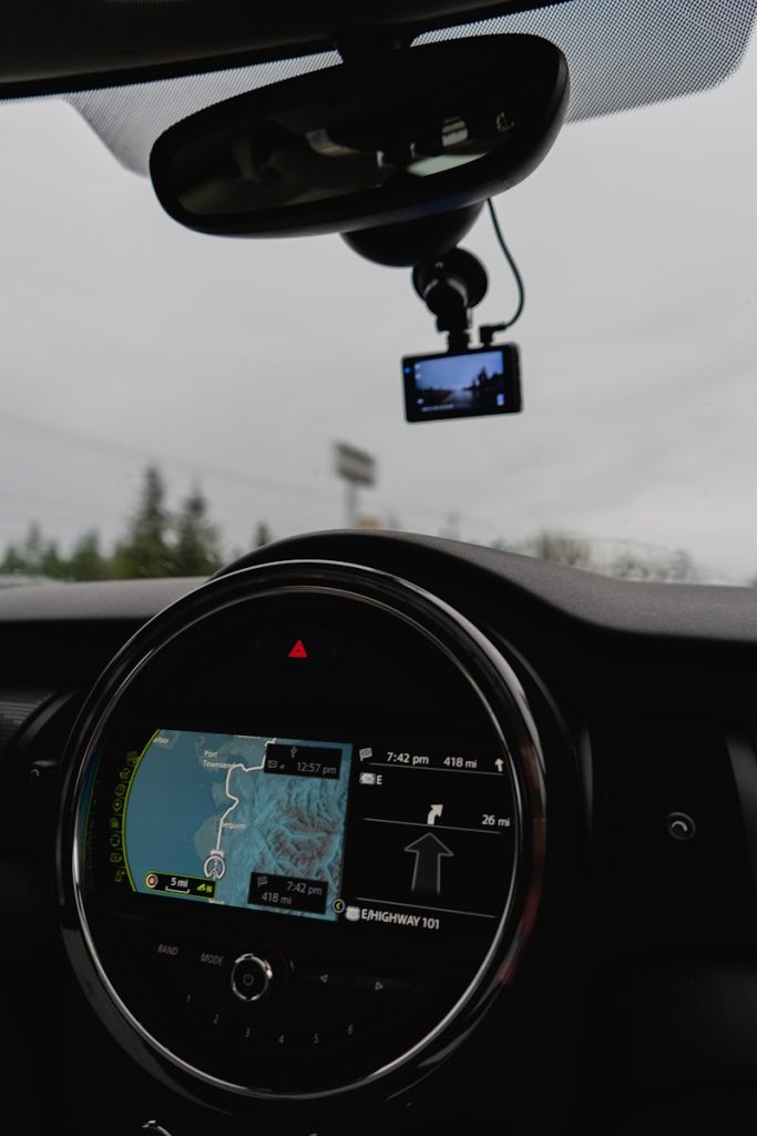 Dashcam assurance : pourquoi vous en avez besoin dans votre voiture